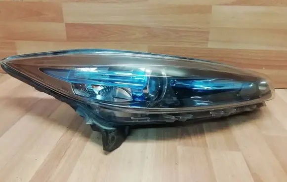 Renault Zoe Headlight/headlamp 260109891R 260108268R 1EL01091202