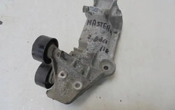 Renault Master III Generator/alternator bracket 