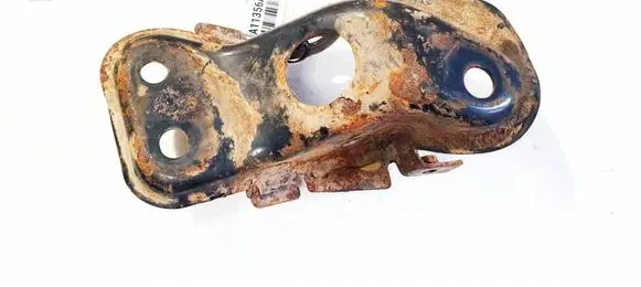 Subaru Legacy Bracket in trunk/boot