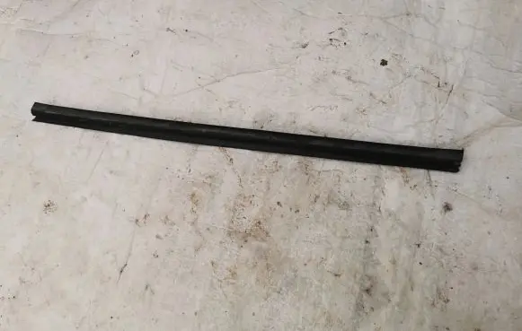 Volvo S60 Front door trim (molding)