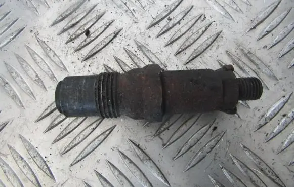 Opel Kadett E Fuel injector LCR6733101C