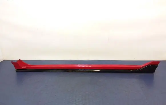 Foot area side trim