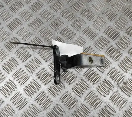 Volvo XC40 Front door upper hinge 31424585