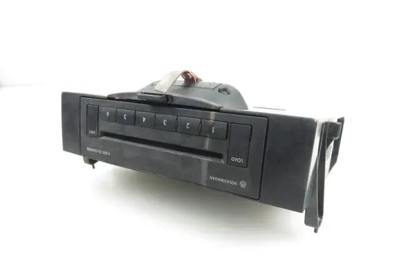 Volkswagen PASSAT B6 CD/DVD changer 3C1857285
