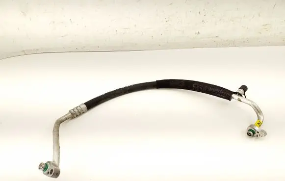 KIA Xceed Air conditioning (A/C) pipe/hose
