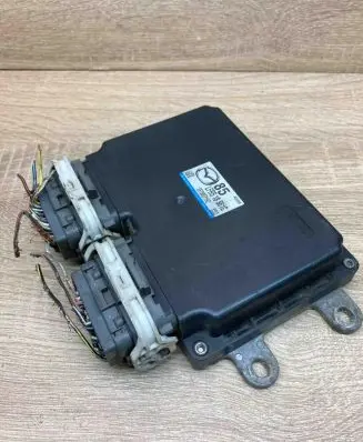Mazda 3 I Engine control unit/module ECU LFR518881C E6T56571H2 WithPlug
