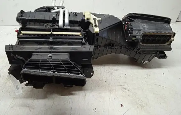 Audi A5 8T 8F Interior heater climate box assembly 8K1820005
