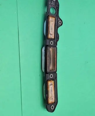 Volkswagen PASSAT B6 Tailgate opening switch 