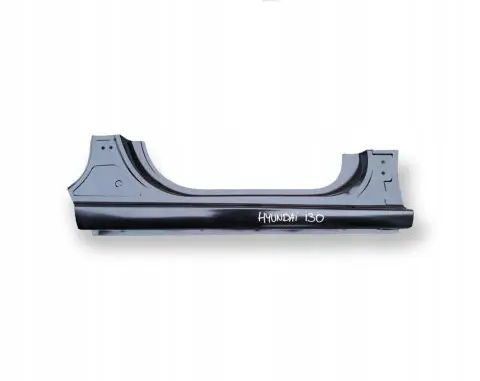 Hyundai i30 Front sill (body part) 
