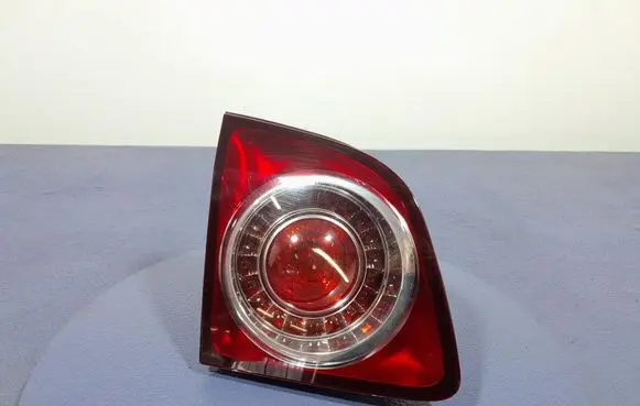 Volkswagen Golf Plus Rear/tail lights 5M0945093H