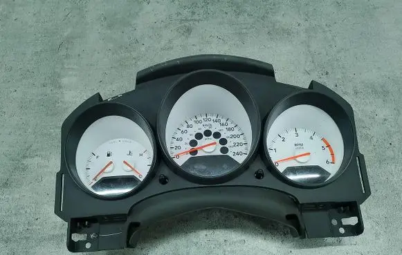 Dodge Caliber Speedometer (instrument cluster) P05107004AH