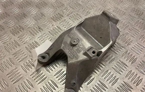 Audi A6 S6 C7 4G Engine mounting bracket 4G0199308AA