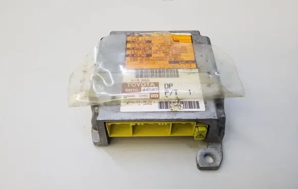 Toyota Avensis Verso Airbag control unit/module 8917044040 2310002450 2312450H