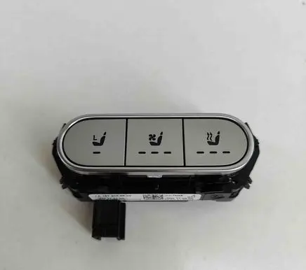 Mercedes-Benz GLE W167 Seat heating switch A1679059900