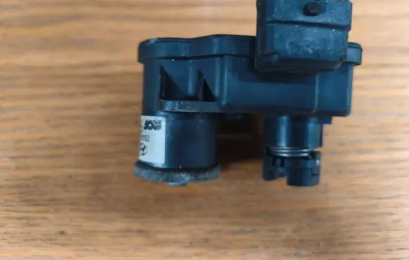 Hyundai Tucson LM Intake manifold valve actuator/motor 2838127400
