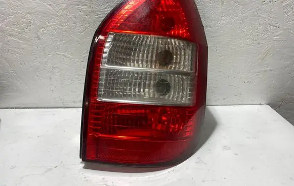 Rear/tail lights