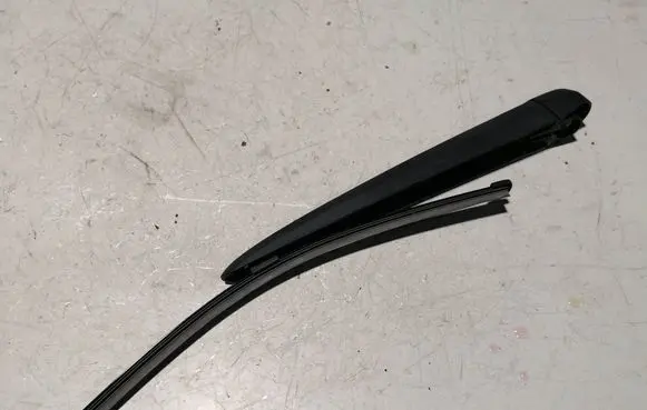 Mercedes-Benz EQE x294 Rear wiper blade arm W000086056