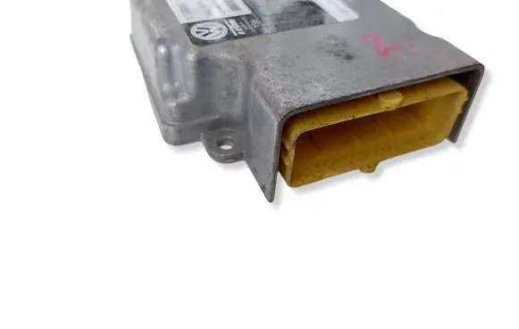 Volkswagen Tiguan Airbag control unit/module 5N0959655R 221098111 23H16S1918