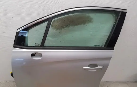 Opel Crossland X Front door