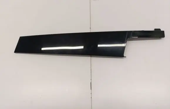Audi Q4 Sportback e-tron Front door glass trim molding 89A837902