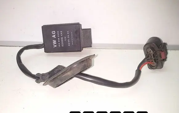 Volkswagen Golf V Engine control unit/module 1K0906093E