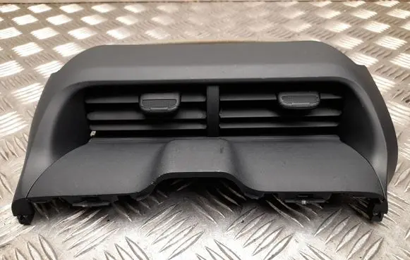 Toyota Yaris Cross Dash center air vent grill 55670K0050