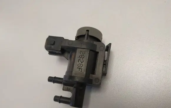 Seat Cordoba (6K) Turbo solenoid valve 1J0906283A