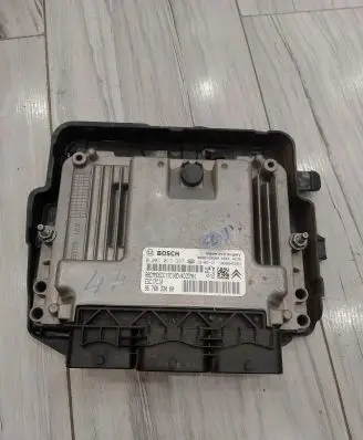 Citroen C3 Engine control unit/module ECU 9676833080