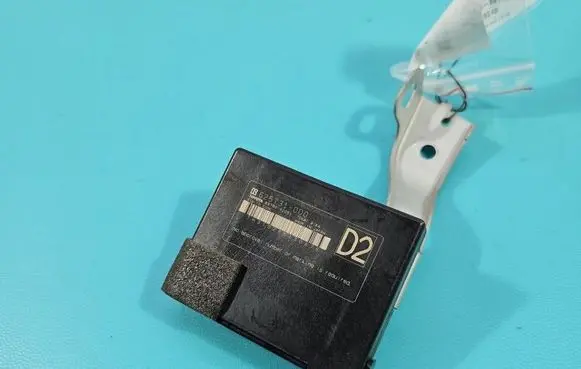 Toyota RAV 4 (XA40) Central body control module 8978442051 IMPRK1563002