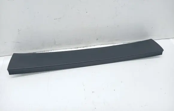 Skoda Octavia Mk2 (1Z) Trunk/boot trim cover 1Z9867617