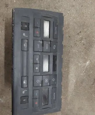 Audi A4 S4 B7 8E 8H Climate control unit 8E0820043BM 0653881