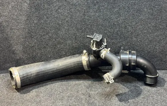 Ford Explorer VI Intercooler hose/pipe L1M36C646AH CJ5G9U465BA L1M36C646CF