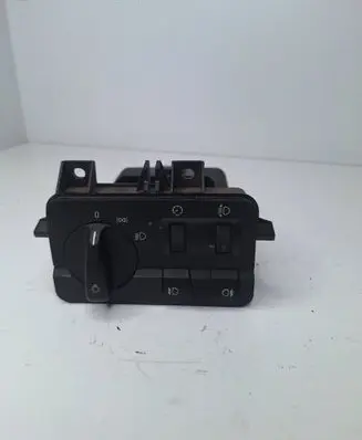 BMW 3 E46 Air suspension control unit module (rear) 0068231 086480061 6907947