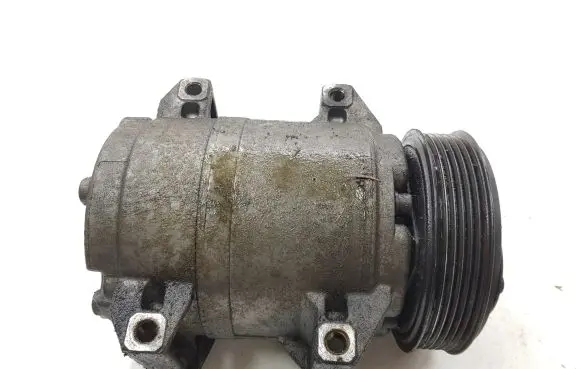 Volvo XC90 Air conditioning (A/C) compressor (pump) 8708581 490B517102