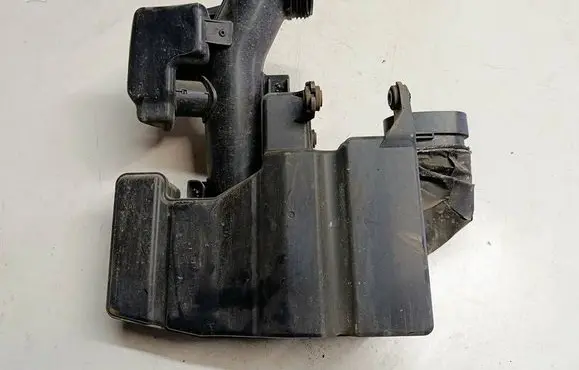 Hyundai i30 Intake resonator 28220A5800T9 28220A5800 28191A5800