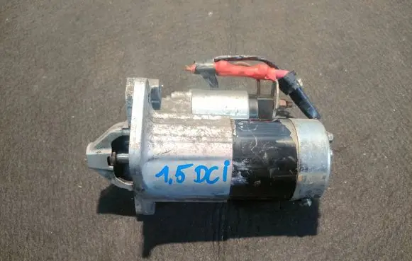 Renault Megane II Starter motor 8200584675B B816 M000T87881