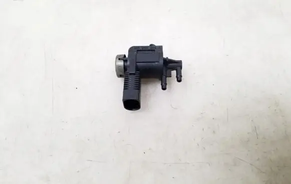 Volkswagen Caddy Turbo solenoid valve 1K0906283A