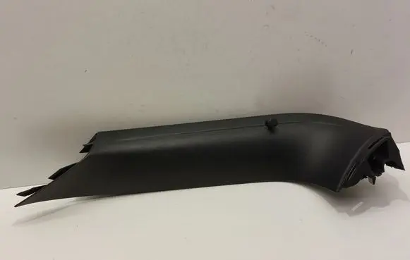 Volkswagen Tiguan Tailgate/trunk side cover trim 5N0867704A