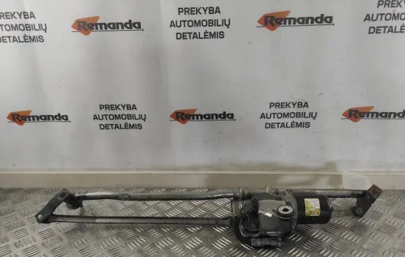 Iveco Daily 35 - 40.10 Front wiper linkage and motor