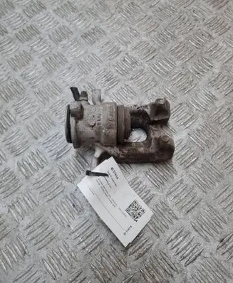 Opel Mokka B Rear brake caliper 