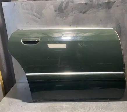 Audi A8 S8 D2 4D Rear door