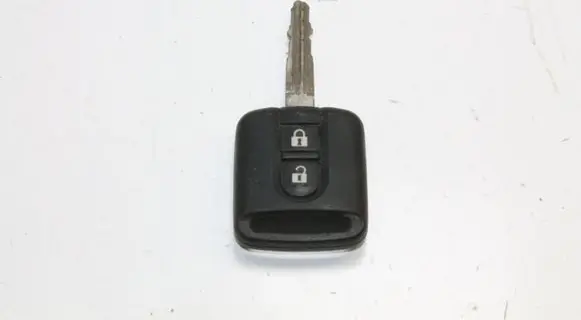 Nissan Note (E12) Ignition key/card 