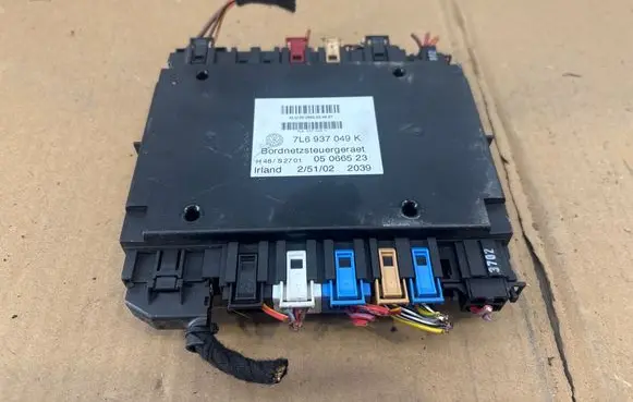 Volkswagen Touareg I Comfort/convenience module 7L6937049K 05066523 H48S2701