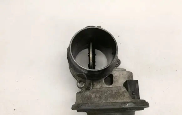 BMW 1 E81 E87 Throttle valve 780437301