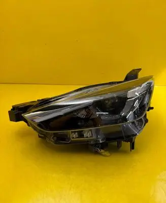 Mazda CX-3 Headlight/headlamp D10E51040