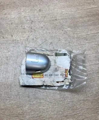 Renault Megane III Front door handle cover 806476047R 806470061R