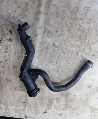 Ford Galaxy Oil fill pipe PA6GF35 9654733980