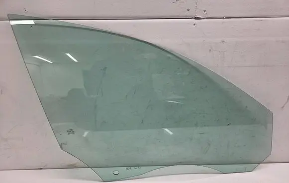 Audi S5 Front door window glass four-door 43R00082 A011404