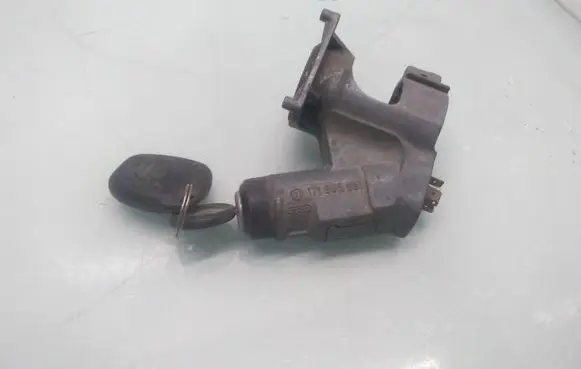 Volkswagen Golf II Ignition lock 171905851