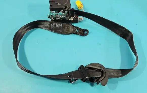 Volkswagen Touran I Front seatbelt 1T1857705C IMPRK1578904